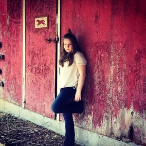 Meet your Posher, Lia